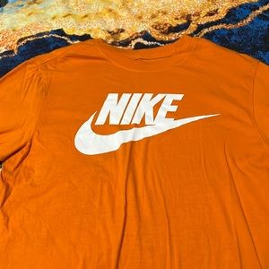 Orange tee to match